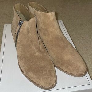 New 1 State Rosita Sesame Boot sz. 6.5